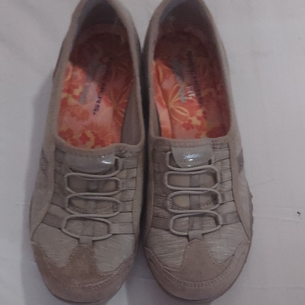 Skechers Tan Sneakers Casual Comfort
